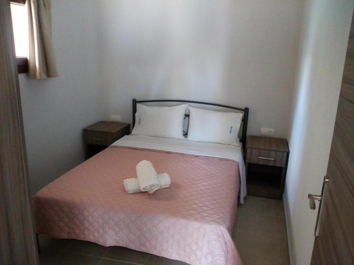 Stelios House Appartement Agios Nikolaos  Buitenkant foto